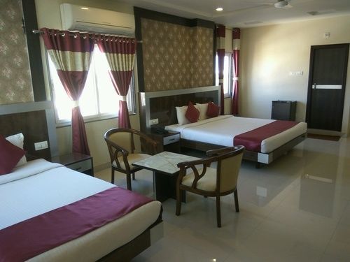Hotel Olympia Inn Hyderabad Bagian luar foto